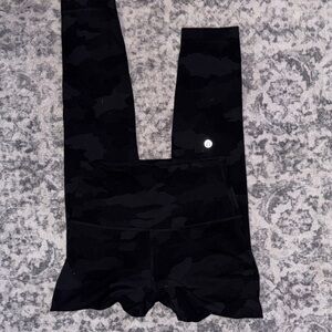 Lululemon Athletica Black Camo Leggings